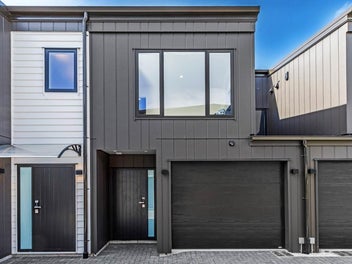 647D Te Atatu Road, Te Atatu Peninsula, Auckland