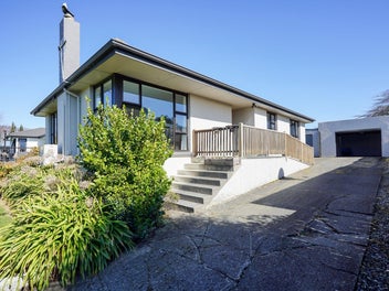 18 Kowhai Avenue, Hargest, Invercargill