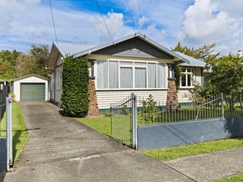 27 Cumbrae Place, Aramoho, Whanganui