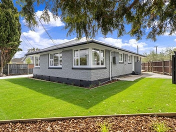 15 Vancouver Crescent, Wainoni, Christchurch