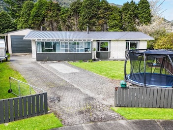 9 Dupre Place, Cobden, Greymouth