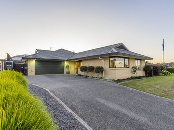 146 Guildford Drive, Paraparaumu Beach, Paraparaumu