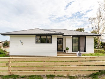 83 Eddystone Street, Kaitangata