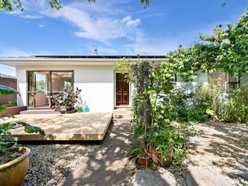 157 Gills Road, Half Moon Bay, Auckland