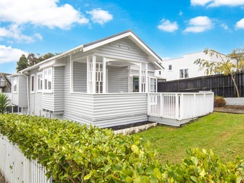 51 Taunton Terrace, Blockhouse Bay, Auckland