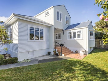 6 Ashleigh Crescent, Miramar, Wellington