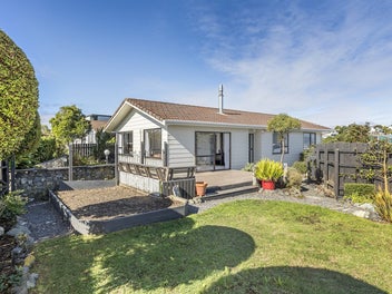31 Rothwell Street, Titahi Bay, Porirua