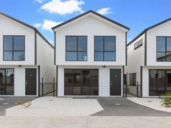 3/13 Kimpton Road, Papatoetoe, Auckland