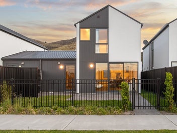 5 Wheatsheaf Lane, Heathcote Valley, Christchurch