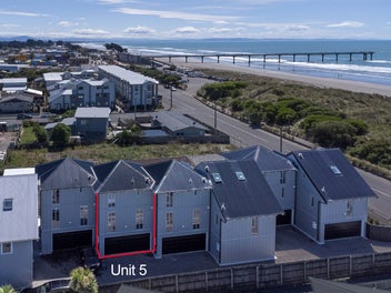 5/246 Marine Parade, New Brighton, Christchurch