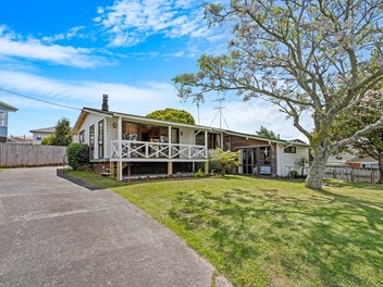 26 Cron Avenue, Te Atatu South, Auckland