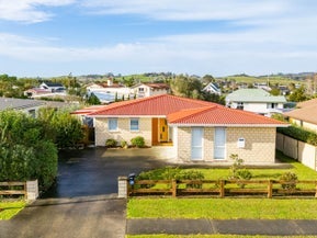 19 Longview Street, Mangawhai