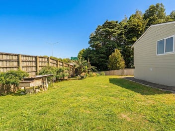 5/17A Idesia Place, Totara Heights, Auckland