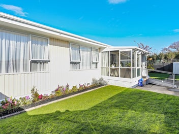 2/27 Hutcheson Street, Mayfield, Blenheim