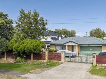 548 Massey Road, Mangere, Auckland