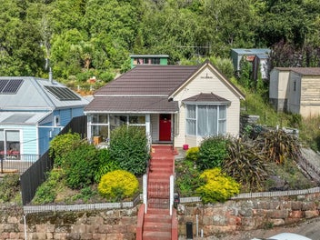 29 Voelas Road, Lyttelton, Lyttelton