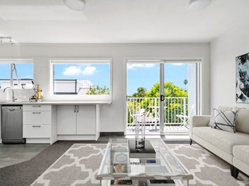1E Caroline Street, Saint Marys Bay, Auckland