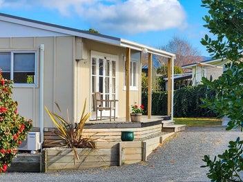 47 Gray Avenue, Paraparaumu Beach, Paraparaumu