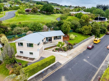14 Tweed Street, Kinmont Park, Mosgiel