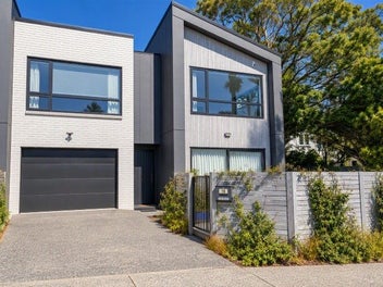 1D Wai-Iti Crescent, Woburn, Lower Hutt