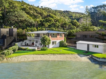 17 Weranui Road, Waiwera, Orewa