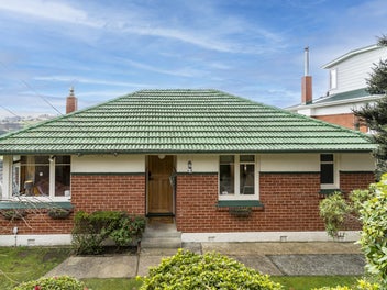 205 Signal Hill Road, Opoho, Dunedin
