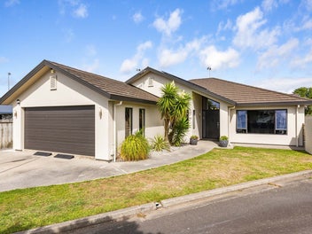 28 Cottonwood Close, Paraparaumu Beach, Paraparaumu