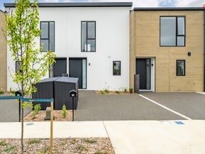 71 Pipi Place, Levin
