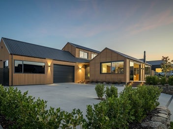 19 Lammermoor Street, Wanaka