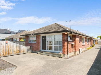 1/27 Hills Road, Edgeware, Christchurch