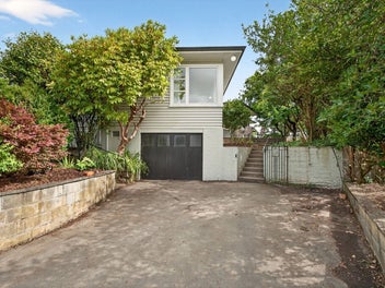 8 Miro Street, Lansdowne, Masterton