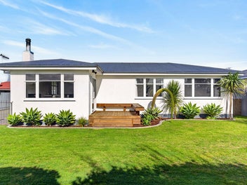 17 Hinton Road, Taradale, Napier