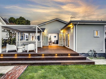 7 Stapletons Road, Richmond, Christchurch