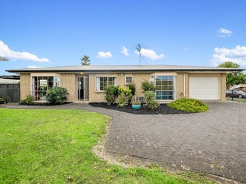 2 Hocken Place, Māngere Bridge, Auckland