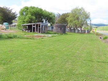 10813 Route 52, Pongaroa