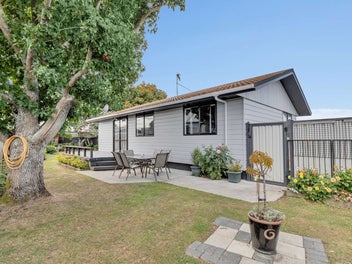 6 Mercury Street, Milson, Palmerston North