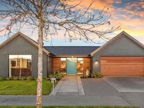 39 Dunlops Crescent, BOTTLE LAKE, CHRISTCHURCH