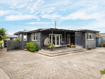 343 High Street, Motueka