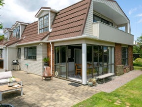 46 Arrowsmith Avenue, Waipahihi, Taupo