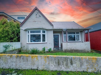 62 Russell Street, Dunedin Central, Dunedin