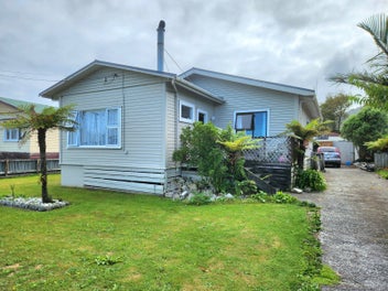 7 Peel Street, Cobden, Greymouth