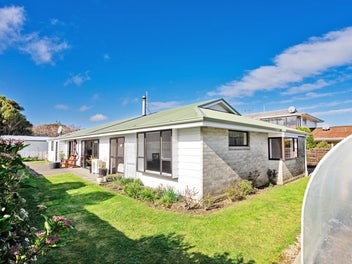 90 Lowe Street, Avenal, Invercargill