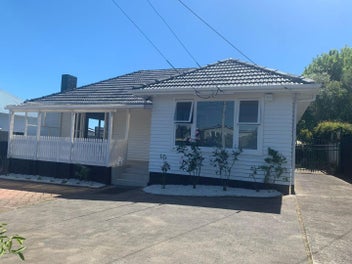 307 Blockhouse Bay Road, Avondale, Auckland