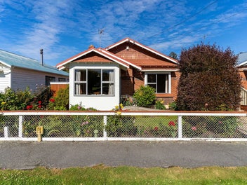 156 Surrey Street, Saint Clair, Dunedin