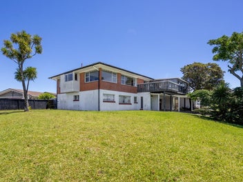 10 Riverhills Avenue, Pakuranga Heights, Auckland