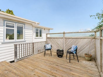 71 Nevay Road, Miramar, Wellington