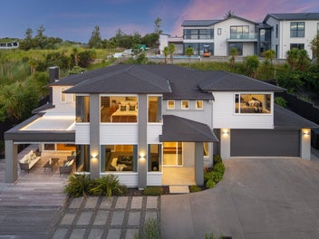 62 Armstrong Farm DR, East Tāmaki Heights, Auckland