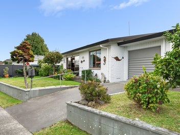 1 Sunny Bay Road, Matua, Tauranga