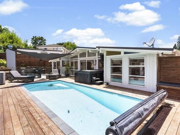 16A Cosy Place, Howick, Auckland
