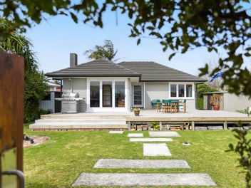 26 Durham Street, Te Atatu Peninsula, Auckland